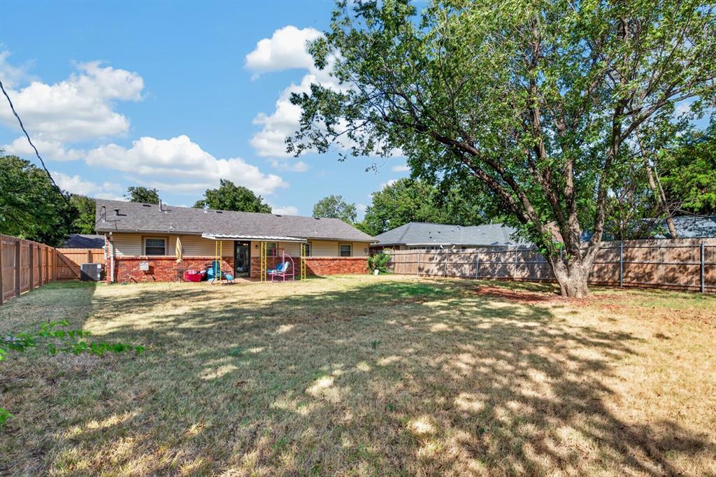 1928 Lanesboro Drive Property Photo 27