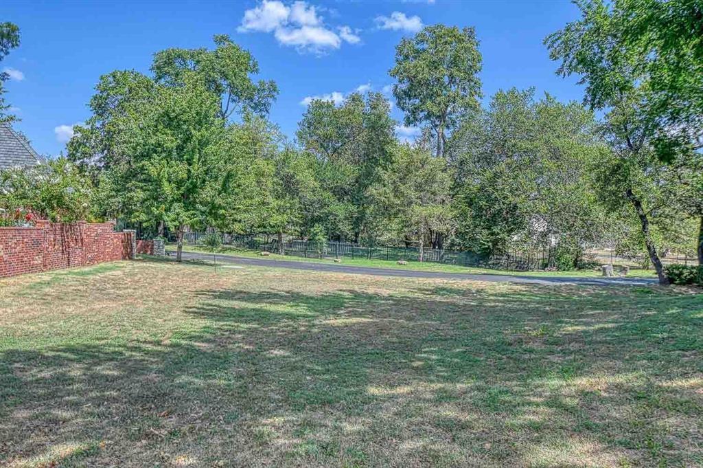 2521 Mcgee Drive 5 Property Photo 4