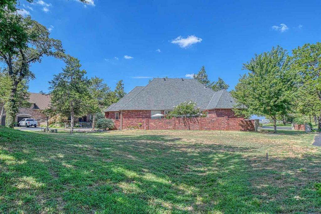 2521 Mcgee Drive 5 Property Photo 5