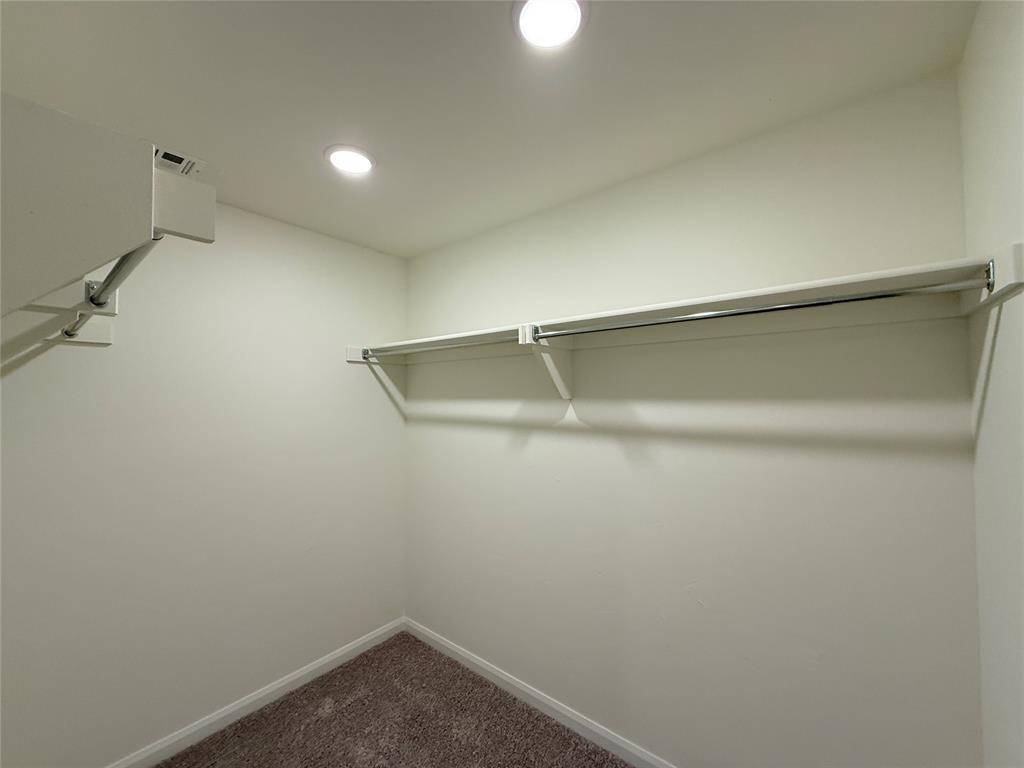 21227 Se 32nd Street Property Photo 6