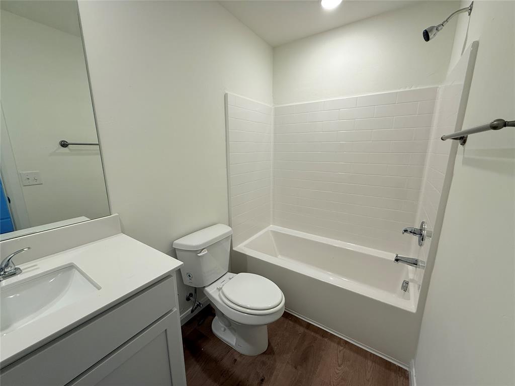 21227 Se 32nd Street Property Photo 7