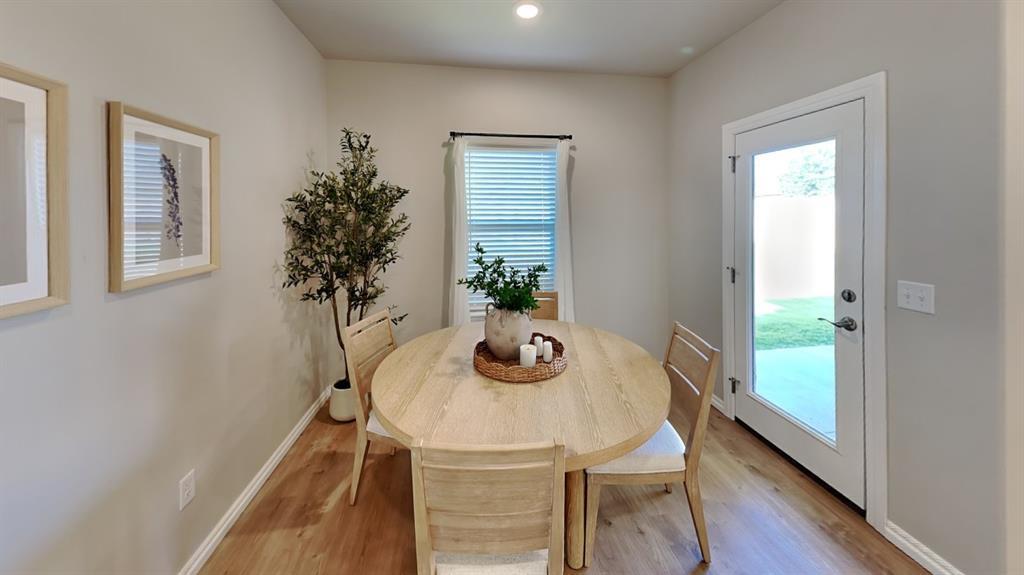 7020 Labelle Drive Property Photo 8