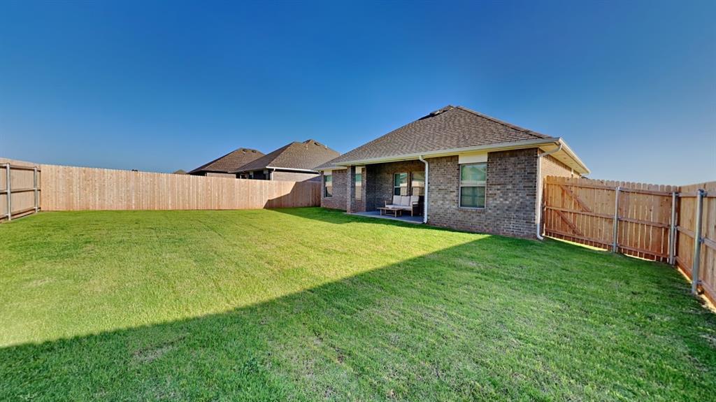 7020 Labelle Drive Property Photo 21