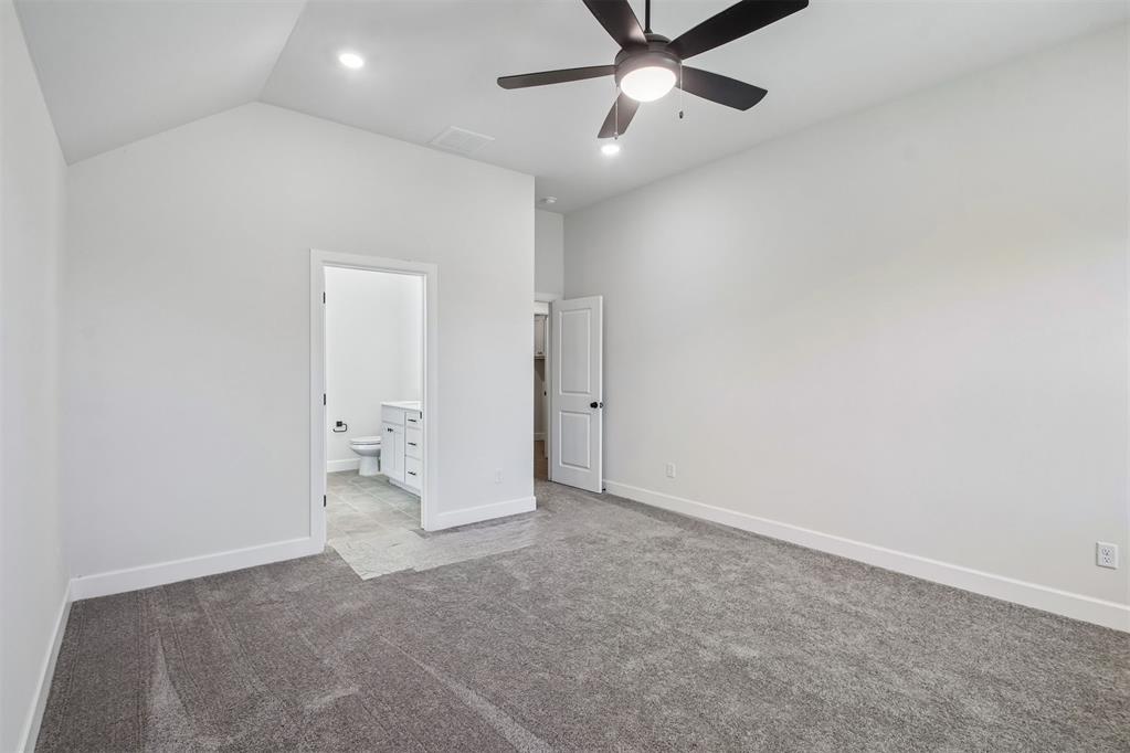 12649 Nw 137th Street Property Photo 16