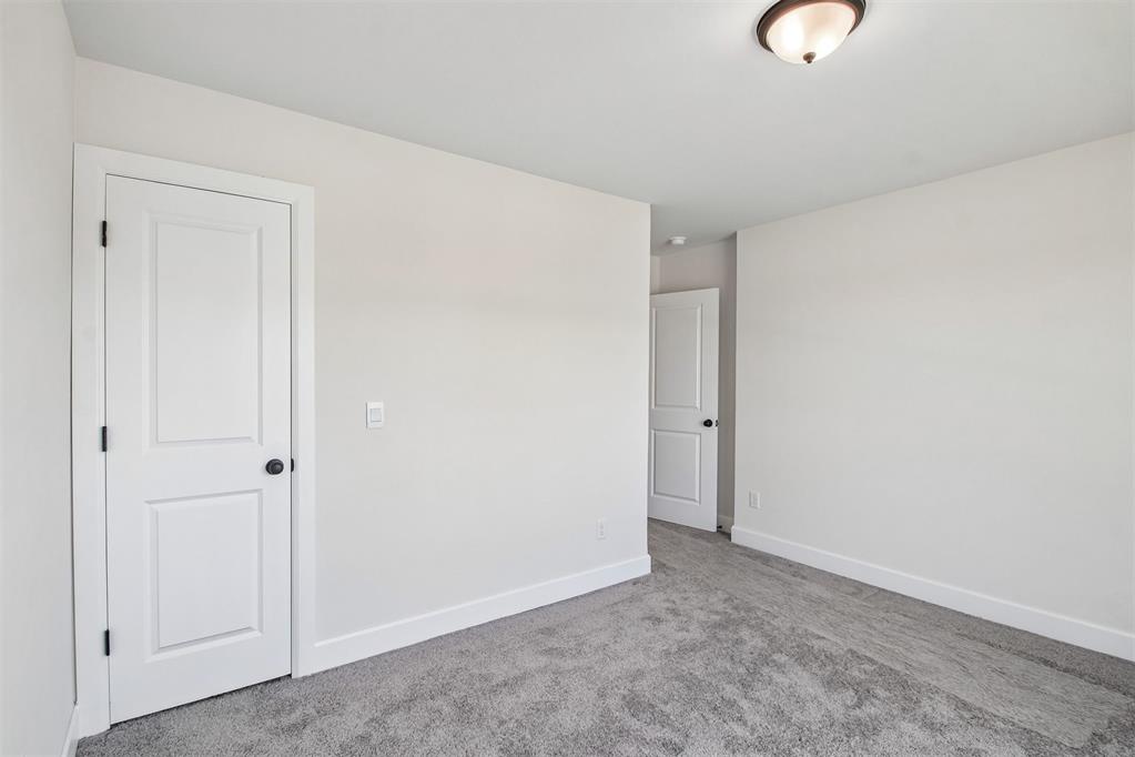 12649 Nw 137th Street Property Photo 26