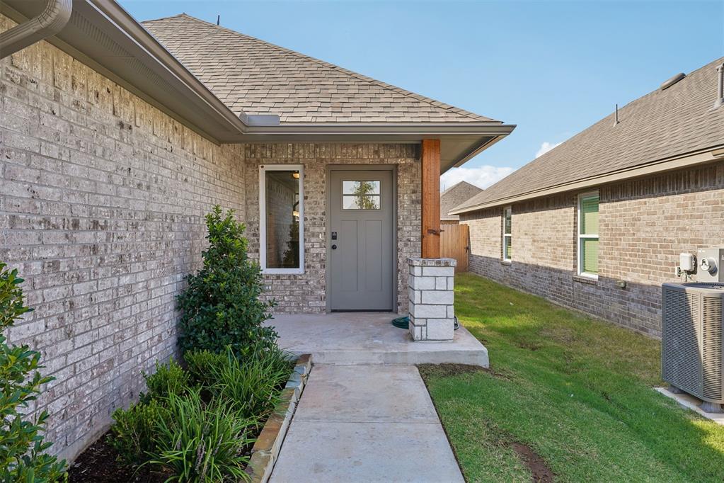 1108 Sw 139th Terrace Property Photo 4