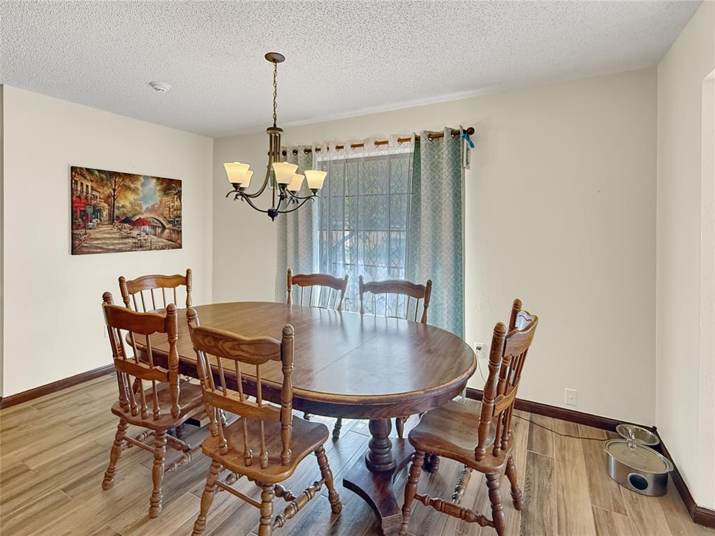 8225 Pleasant Oaks Drive Property Photo 11