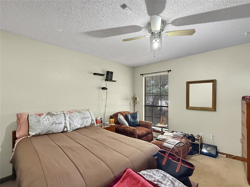 8225 Pleasant Oaks Drive Property Photo 22