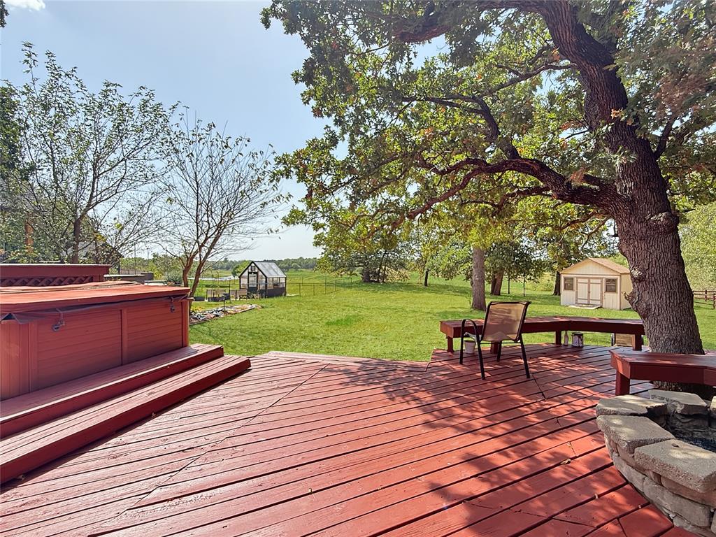 8225 Pleasant Oaks Drive Property Photo 25