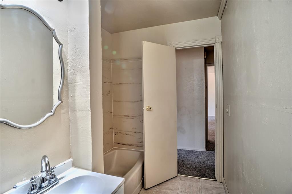 1217 Sw 46 Street Property Photo 9