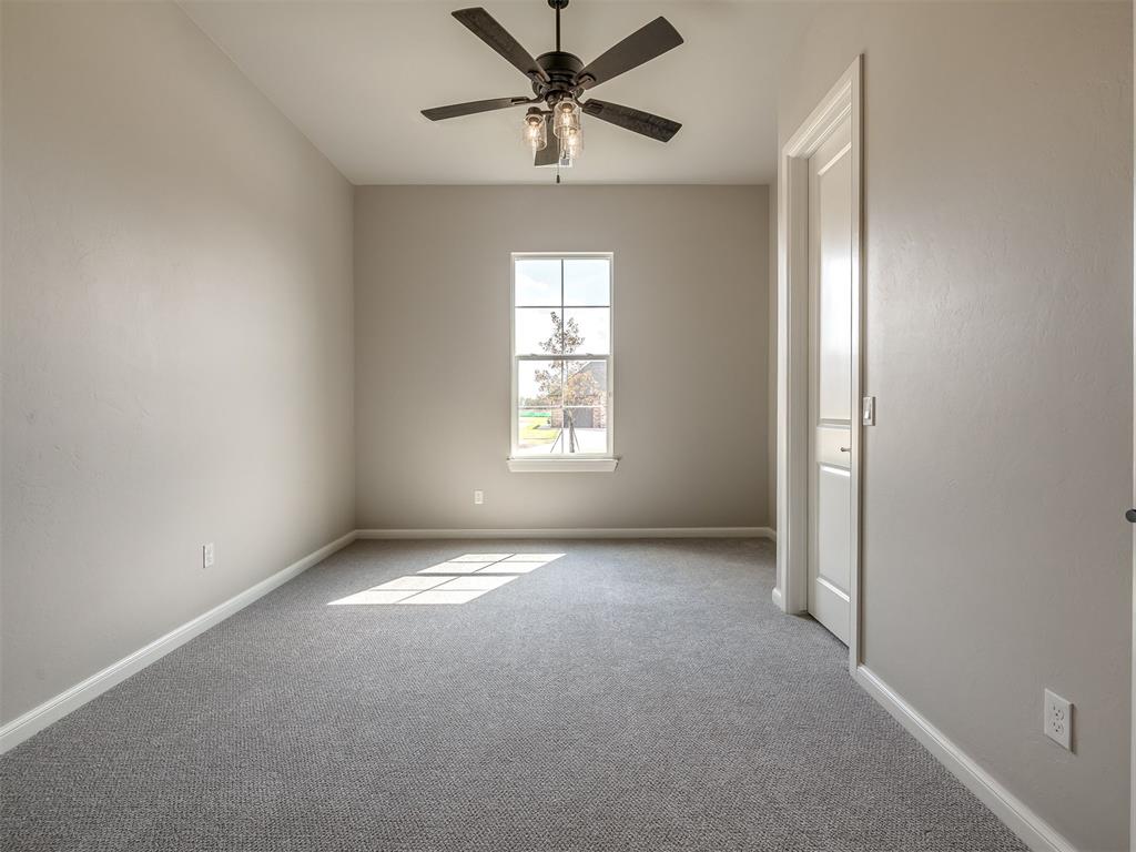 2217 W Cole Drive Property Photo 30