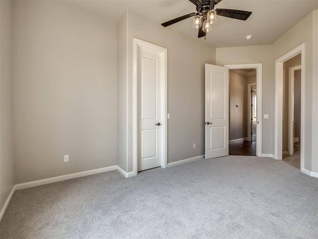2217 W Cole Drive Property Photo 31