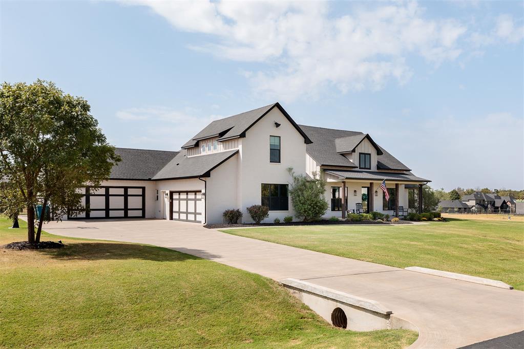 7324 Painted Sky Drive Property Photo 1