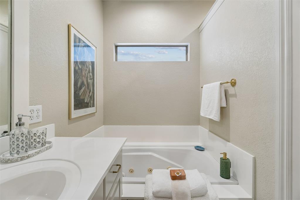 12804 Saint Johns Place Property Photo 11