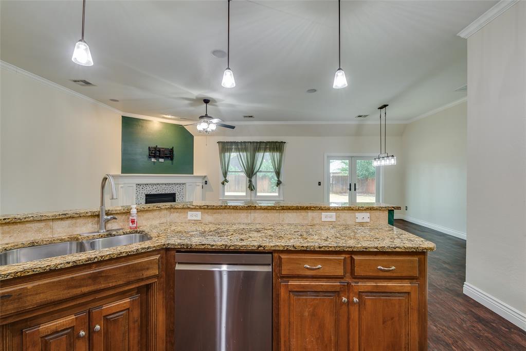 16412 Old Oak Drive Property Photo 16