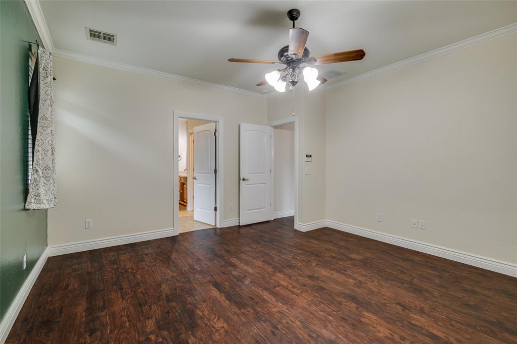 16412 Old Oak Drive Property Photo 23