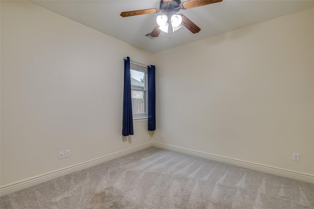16412 Old Oak Drive Property Photo 34