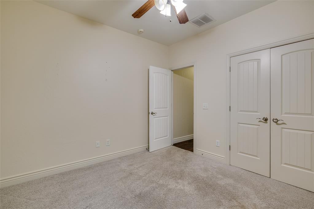 16412 Old Oak Drive Property Photo 35