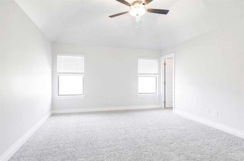 9009 Stark Street Property Photo 10