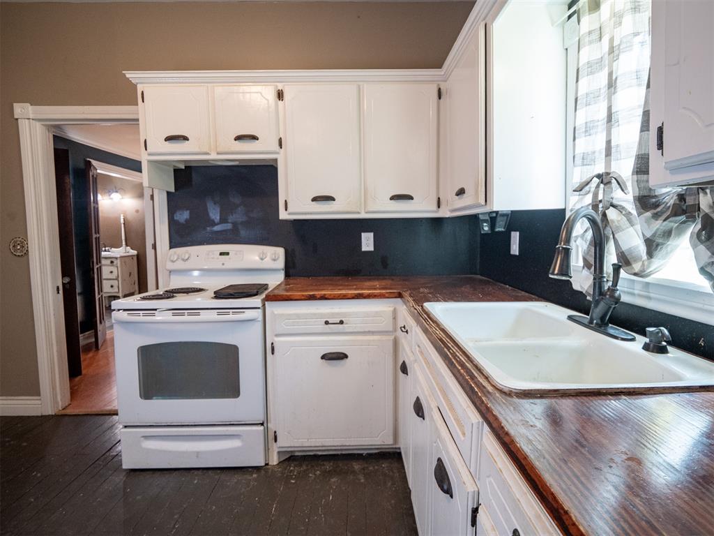 18755 Ferdondo Drive Property Photo 15