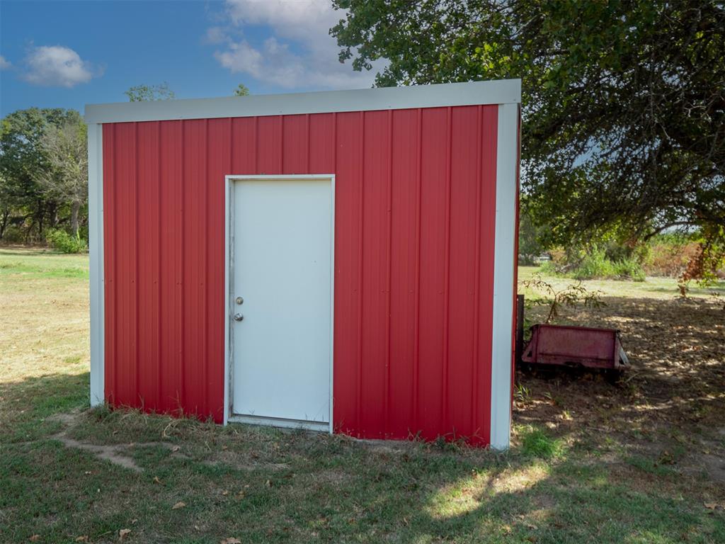 18755 Ferdondo Drive Property Photo 34