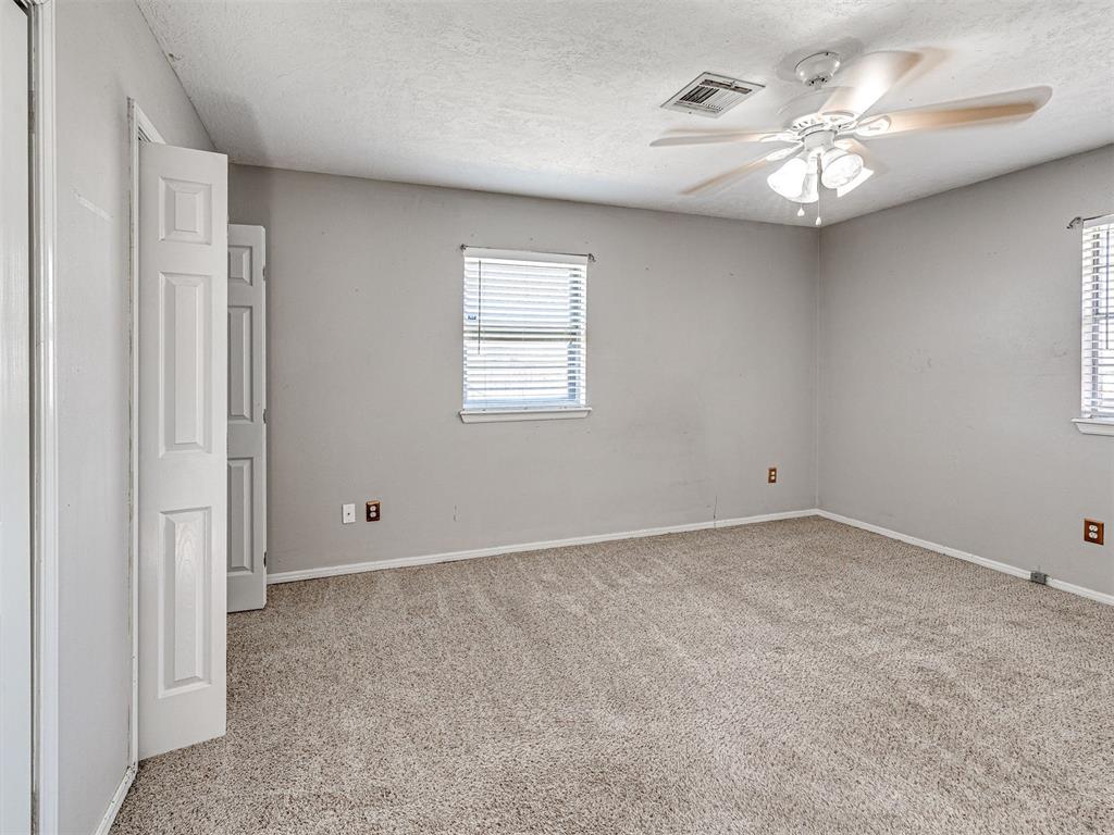 601 Crown Drive Property Photo 22