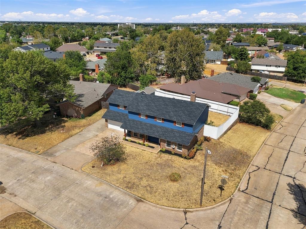 5801 Nw 70th Street Property Photo 44