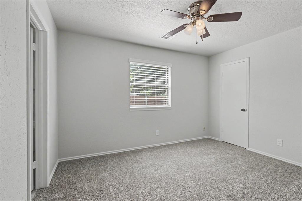 2605 Brookside Avenue Property Photo 24