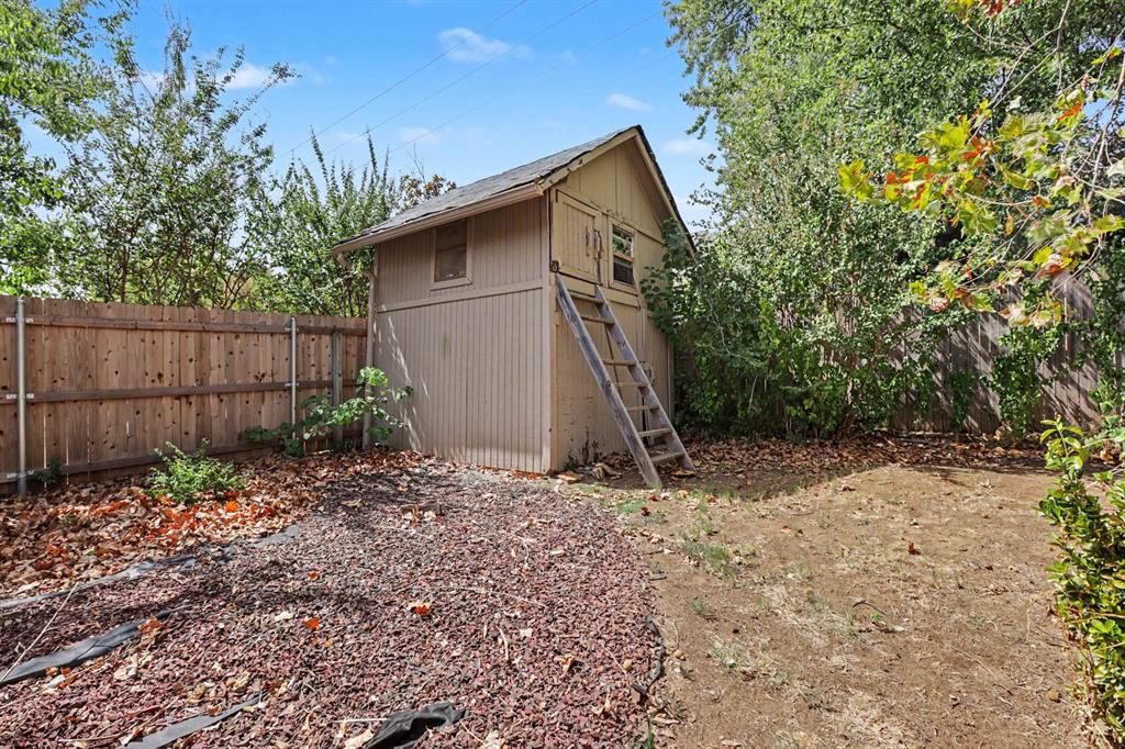 2605 Brookside Avenue Property Photo 36