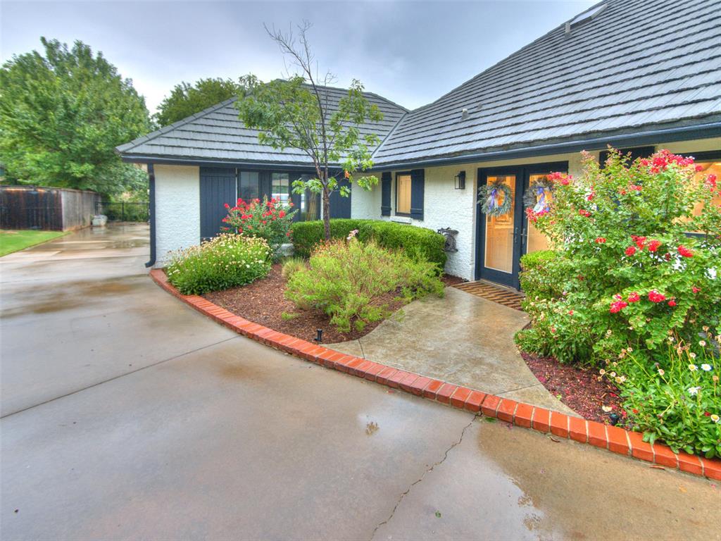 4711 Tamarisk Property Photo 4