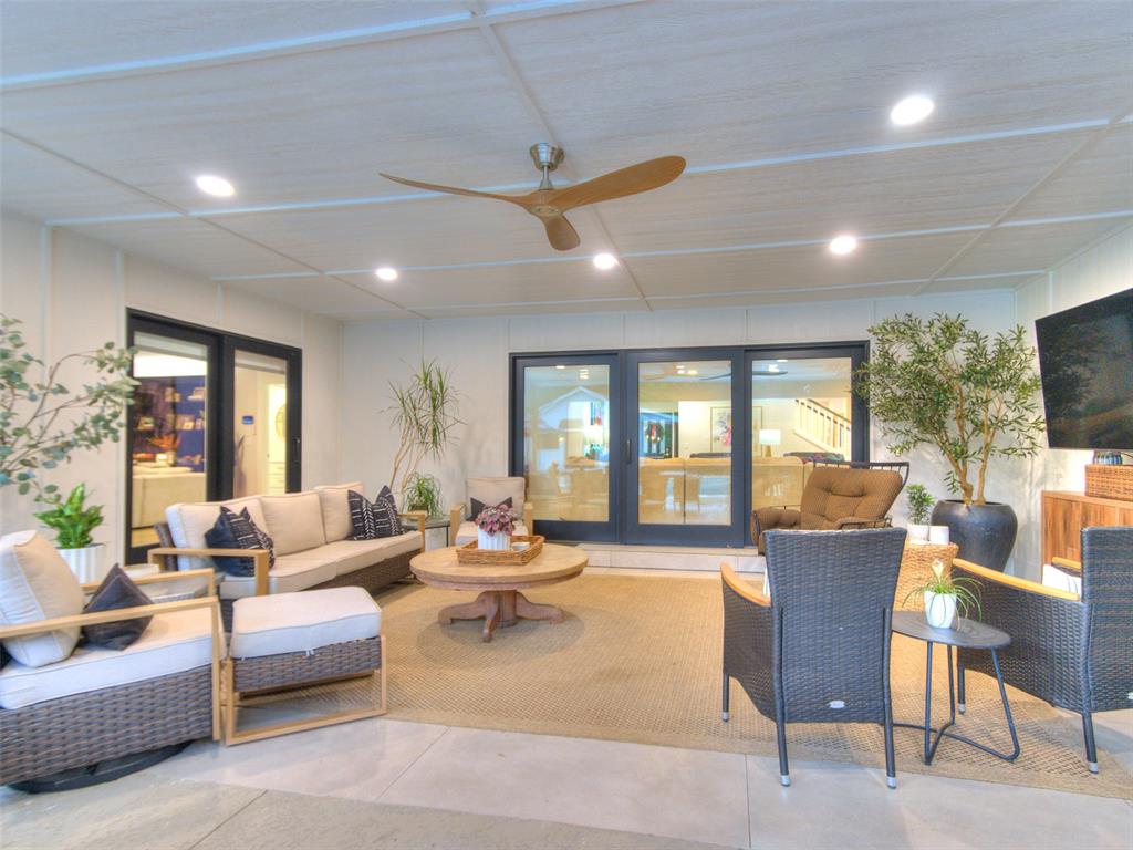 4711 Tamarisk Property Photo 9