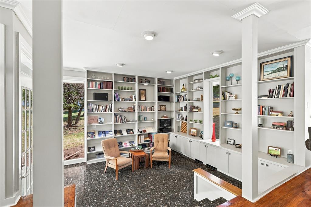 24 Oakwood Drive Property Photo 4