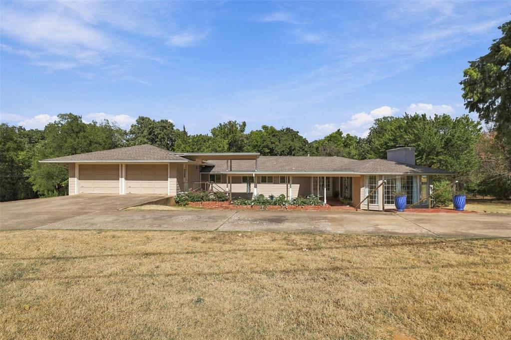24 Oakwood Drive Property Photo 6