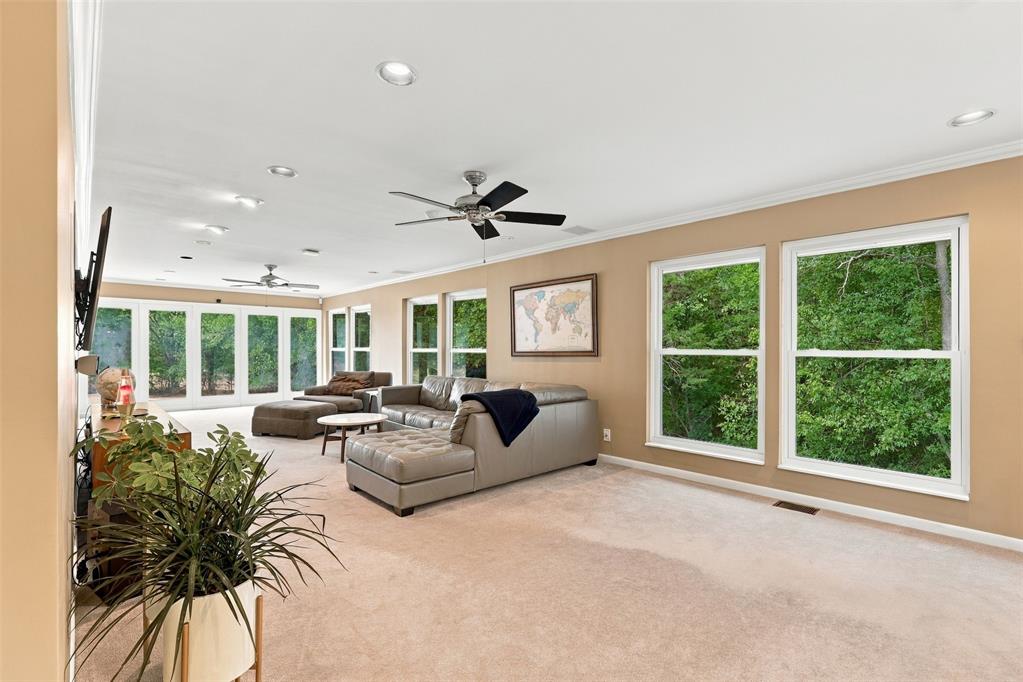 24 Oakwood Drive Property Photo 22