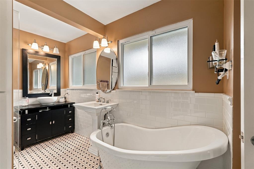 24 Oakwood Drive Property Photo 28