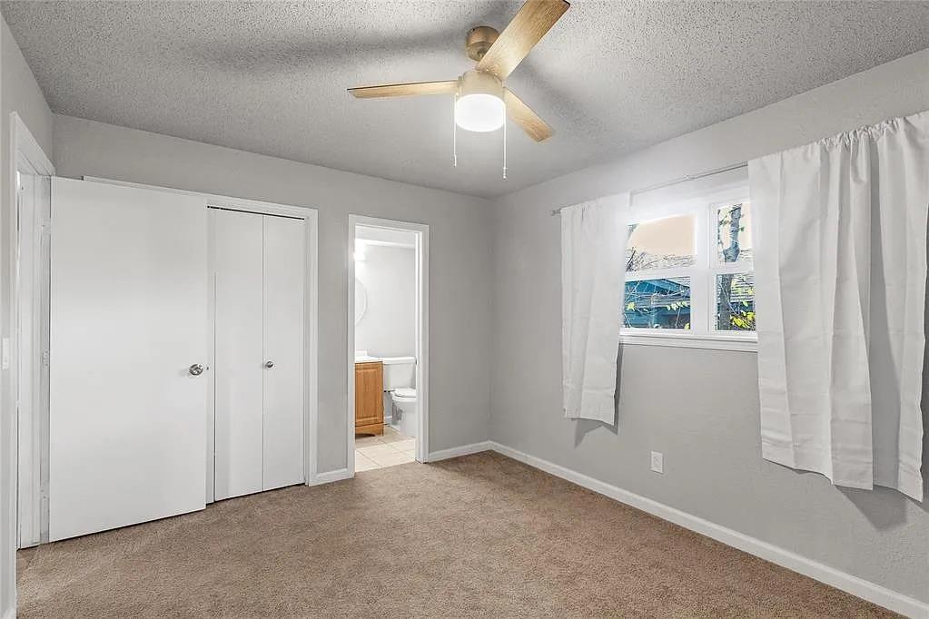109 W Shadywood Drive Property Photo 14