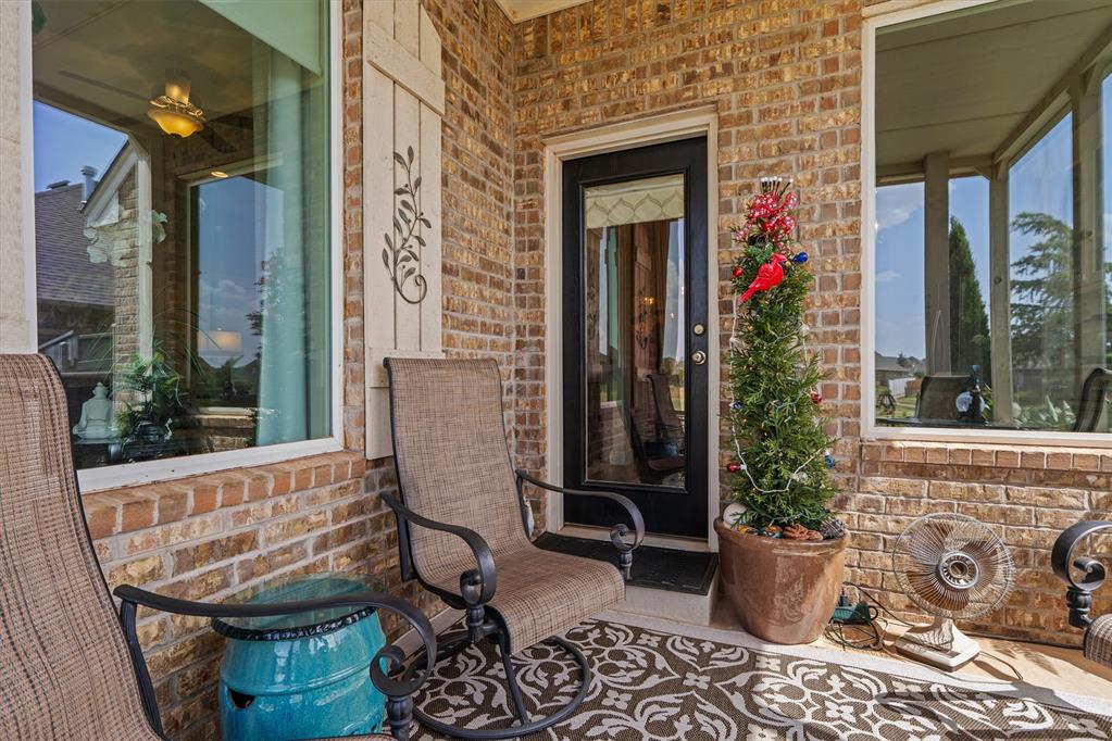 18613 Melogold Drive Property Photo 24