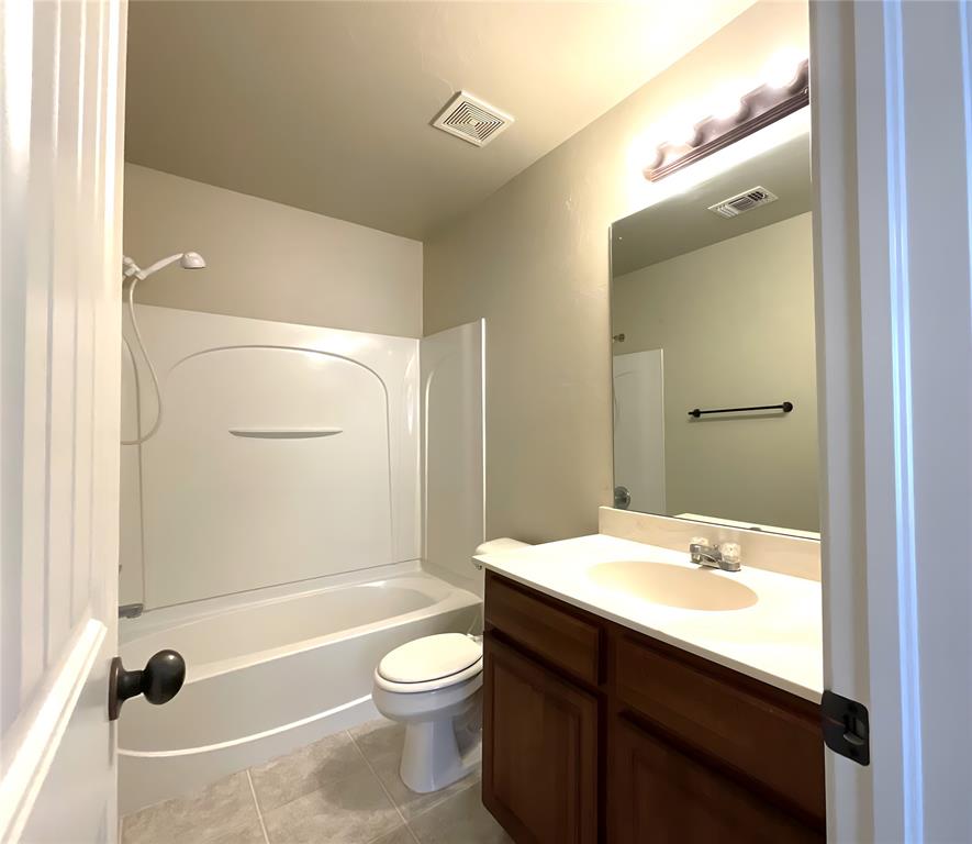724 Humming Fish Drive Property Photo 15