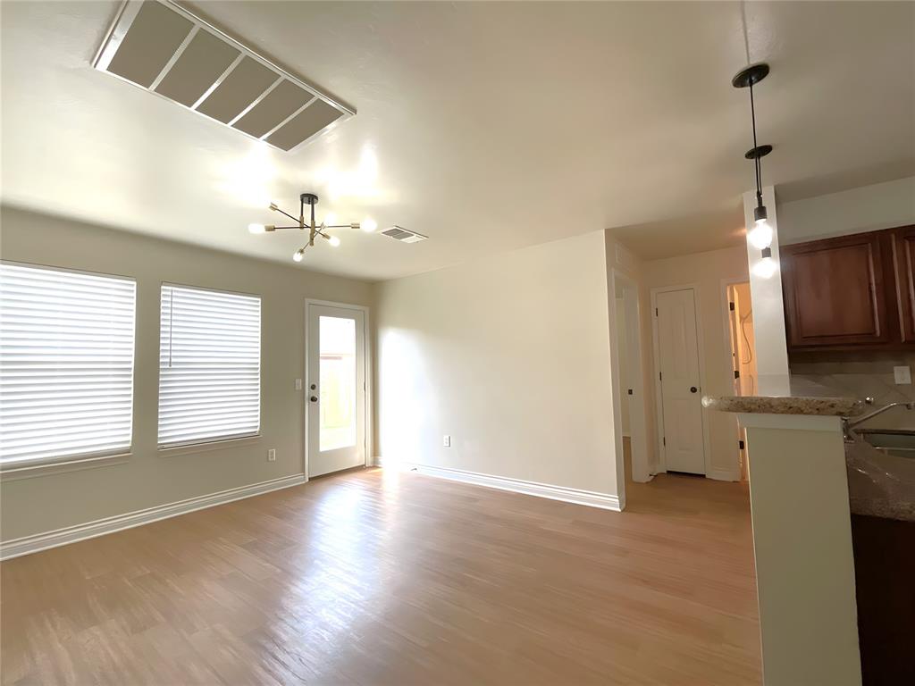 724 Humming Fish Drive Property Photo 16