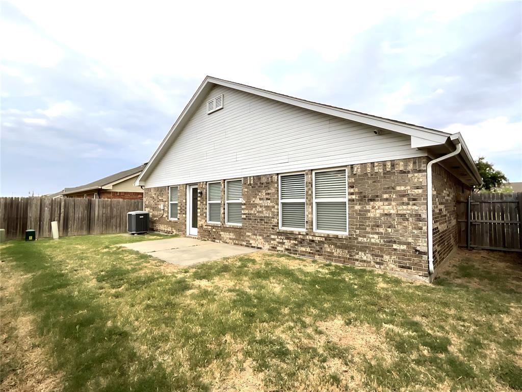 724 Humming Fish Drive Property Photo 25