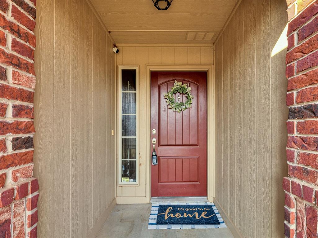 2501 Fawn Lily Road Property Photo 3