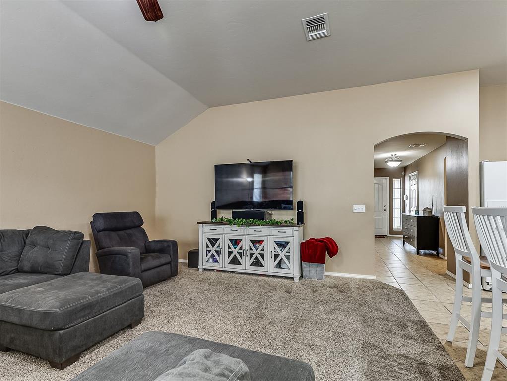 2501 Fawn Lily Road Property Photo 7