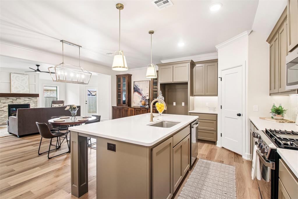 3317 Slate River Drive Property Photo 16