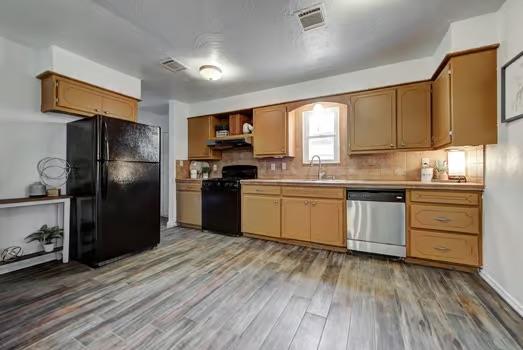 2124 Marshall Drive Property Photo 4