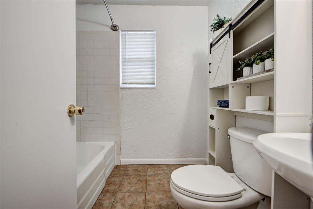 2124 Marshall Drive Property Photo 6