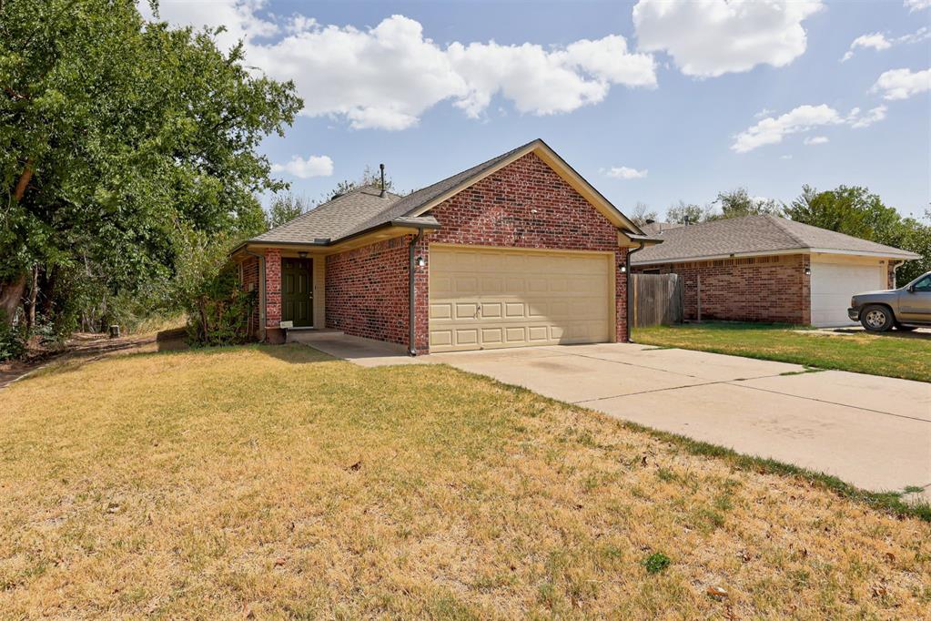 11400 Glade Avenue Property Photo 2