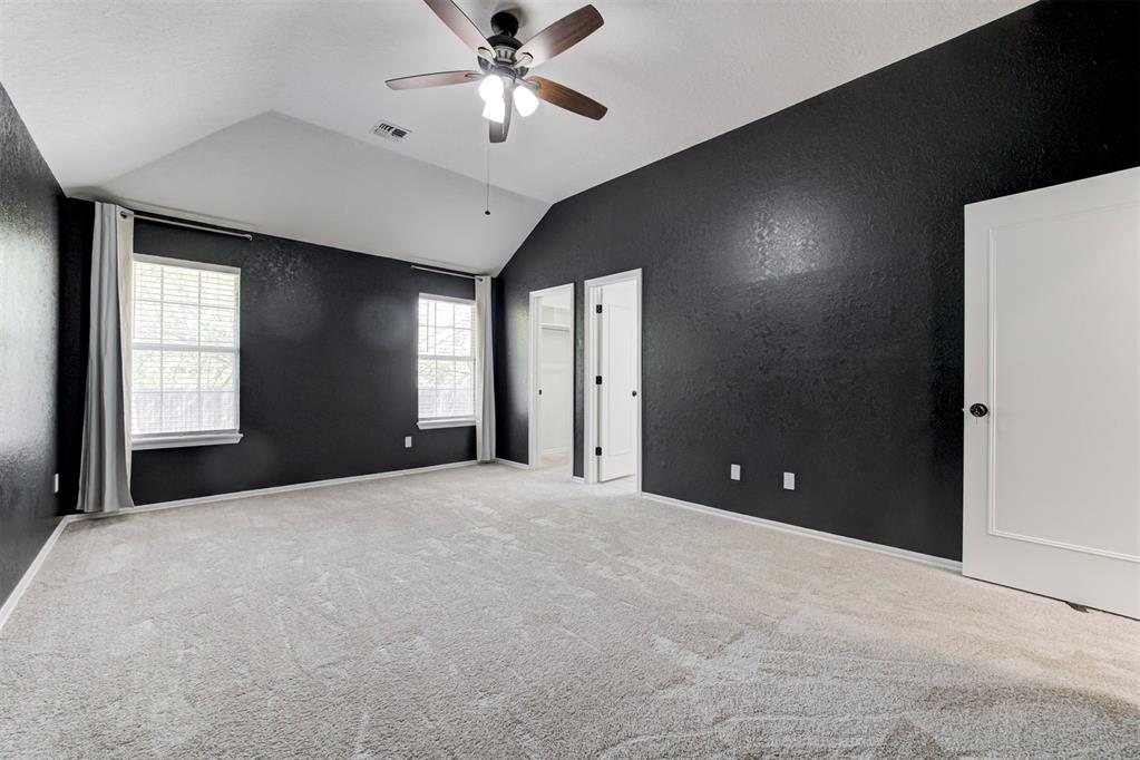 11400 Glade Avenue Property Photo 19