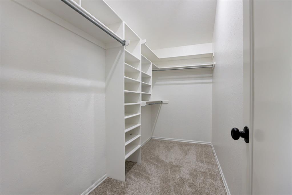 11400 Glade Avenue Property Photo 21
