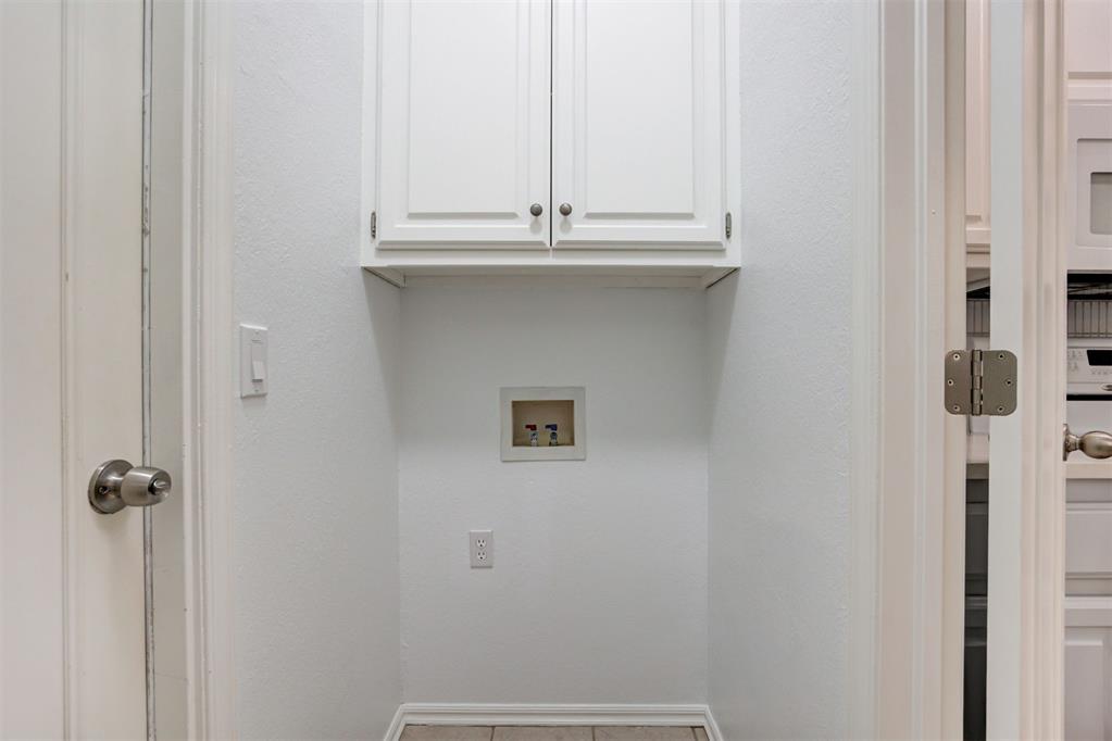 11400 Glade Avenue Property Photo 26