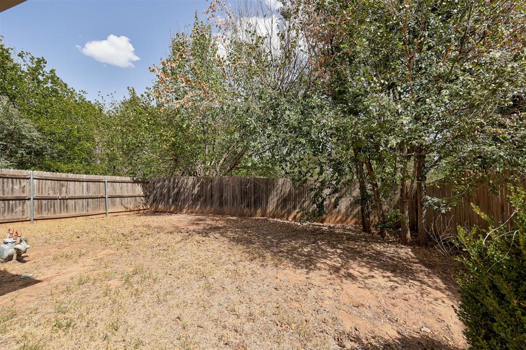 11400 Glade Avenue Property Photo 29